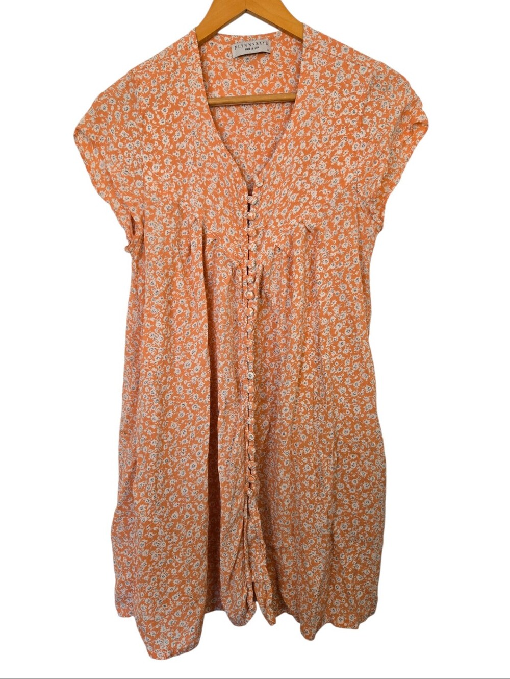 🌼✨ FLYNNSKYE Peach Floral Button Front Mini Dress  Small✨🌼 - Picture 2 of 5